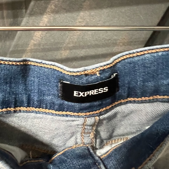 Express Light Denim Jean Shorts Shortie high rise hyper stretch size 6 - Picture 3 of 6
